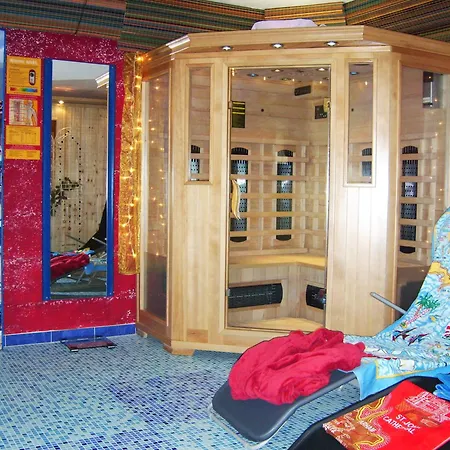 Hotel Atina 3*
