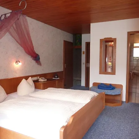 Hotel Atina 3*