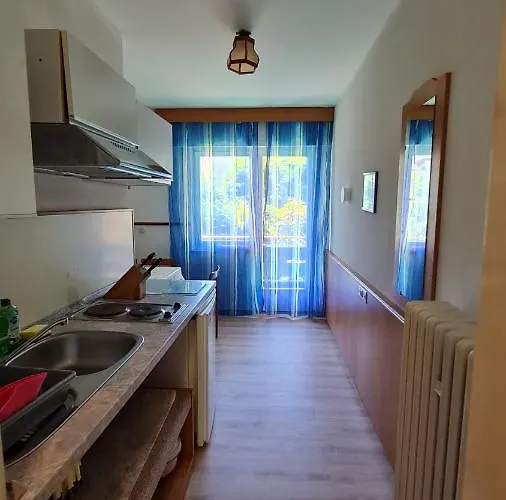 Atina 3* باد ويلباد