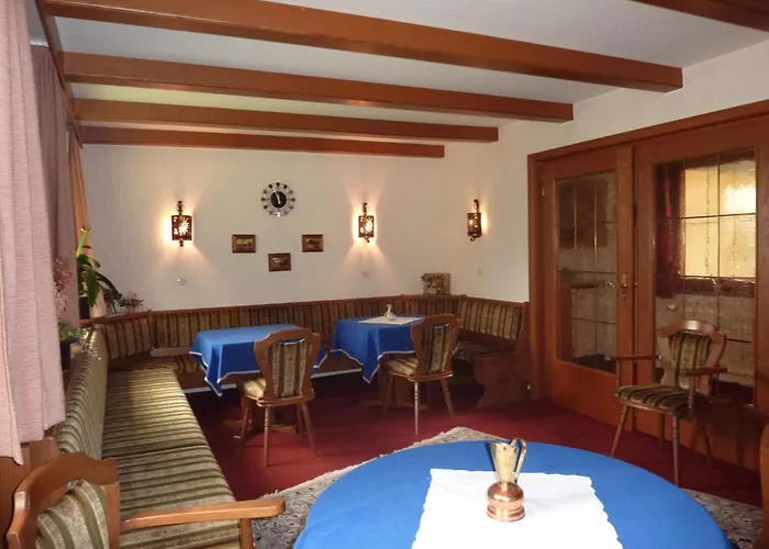 Atina باد ويلباد