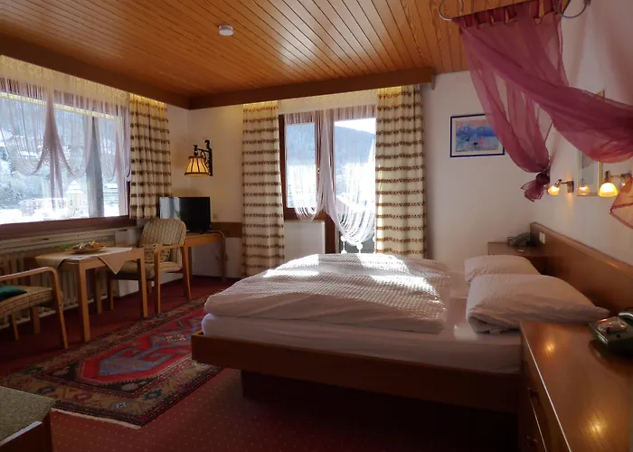 فندق Atina باد ويلباد